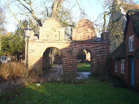 Niebüll Kirchhof Südertor
