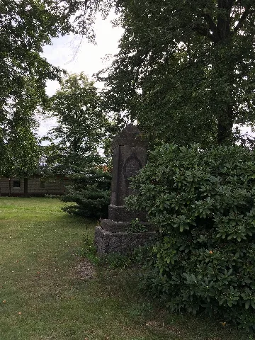 Nieder Prauske, Gefallenendenkmal Wk I (01)