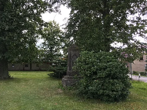 Nieder Prauske, Gefallenendenkmal Wk I (02)