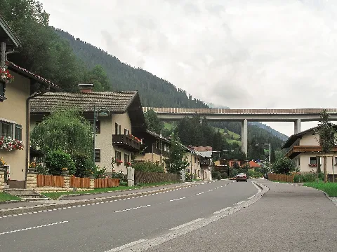 Niederfritz, Viadukt In Straatzicht Foto1 2011 07 28 10.36