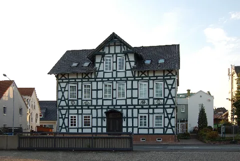 Niederreihnische Straße 31 (Kirchhain) Iv