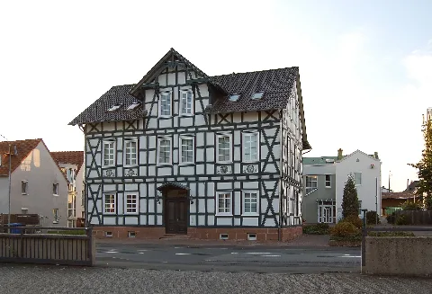 Niederreihnische Straße 31 (Kirchhain) V