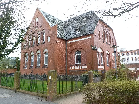 Nms Boostedter Straße 32