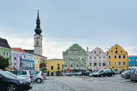 Obernberg Ai Marktplatz Mit Kirche