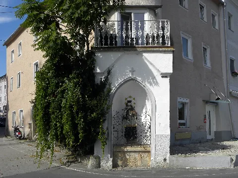 Oberottensheim Donaulände 1 Bodingbauer Schifferwirtshaus Mit Nepomukkapelle