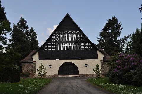 Oberursel, Alter Friedhof, Trauerhalle