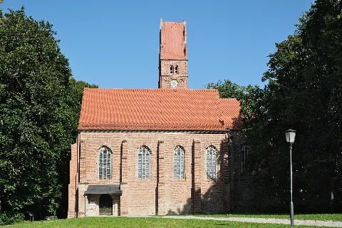 Katholische Filialkirche Maria vom Siege (ehemals Burgkirche Beatae Mariae Virginis) in Oberwittelsbach (Aichach) im schwäbischen Landkreis Aichach-Friedberg (Bayern/Deutschland)