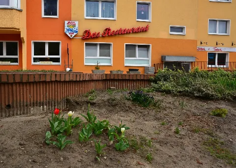 Ostel Restaurant Panoramio