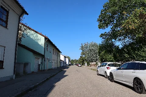 Peralohstraße München In Richtung Westen Höhe Nr. 52 2024 09 03