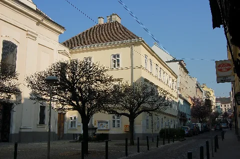 Pfarrkirche Reindorfgasse Pfarrhof