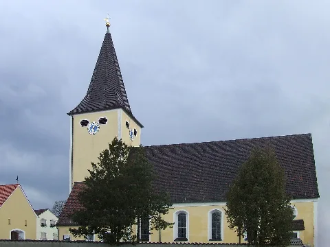 Pilsach Kirche St. Peter Und Paul Von Norden