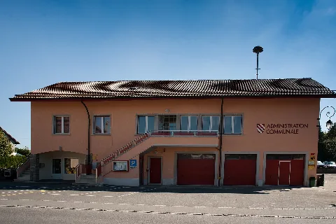 Poliez Le Grand Town Hall