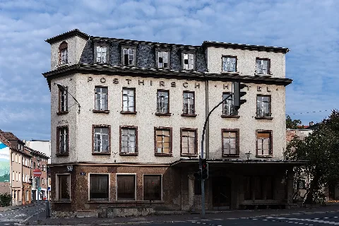 The building of the hotel "Post Hirsch" in Pößneck (Saale-Orla-Kreis, Thuringia). The building is currently empty.