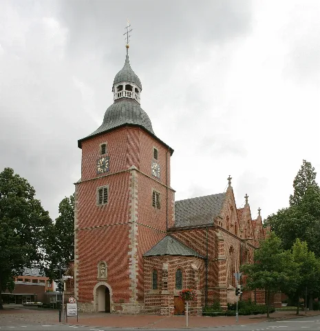 Propsteikirche St. Georg (Vechta) 20080709 1
