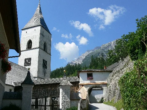 Pürgg St.georg Turm Und Friedhofstor