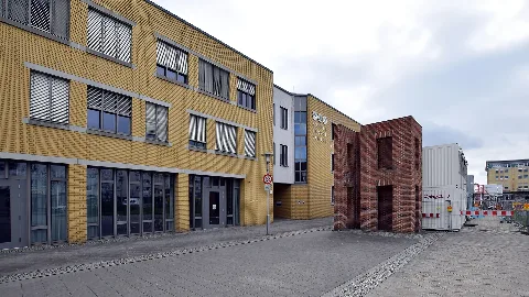 Rahel-Hirsch-Schule and the sculpture by Per Kirkeby at the Peter-Weiss-Gasse 8 in Berlin-Hellersdorf, Germany.