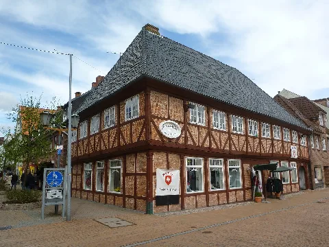 Rd Schiffbrückenplatz 7