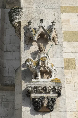Dom St. Peter in Regensburg in der Oberpfalz in Bayern/Deutschland, Skulptur an der Westfassade
