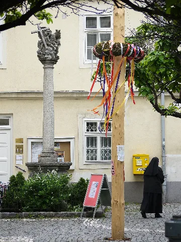 Reindorfer Pfarrkirche Dreifaltigkeitssäule