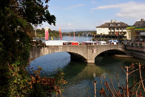Rheinbruecke Rheinfelden 04 09