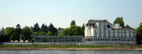 Rheinhotel Dreesen Rheinseite