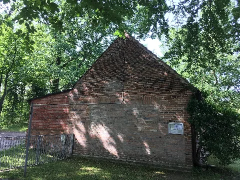 Rietschen, Friedhof Parentationshalle (2)