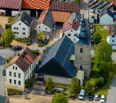 Röbersdorf Kirche Luftbild 20240428 Rm 154316