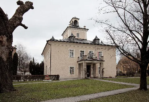 Salzburg Elisabeth Vorstadt Elisabethstraße 39 (Pfarrhof St Elisabeth) 2