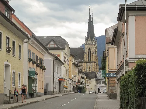 Sankt Johann, Kerk In Straatzicht Foto1 2011 07 17 17.33