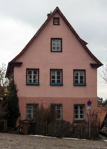 Satteldachhaus In Wendelstein (D 5 76 151 19) 01