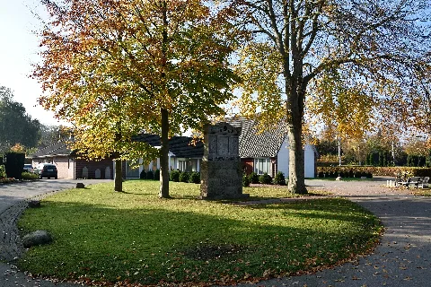 Schleswig Holstein, Glückstadt, Friedhof Nik 0902