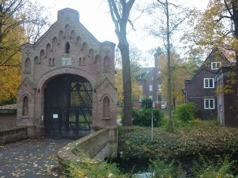 Schloß Reuschenberg (3)