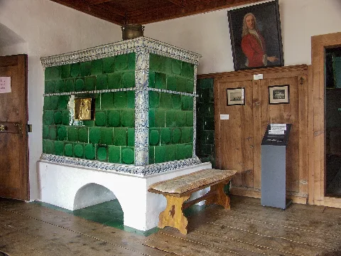 Schloss Werdenberg 1Stock Ritterstube Kachelofen