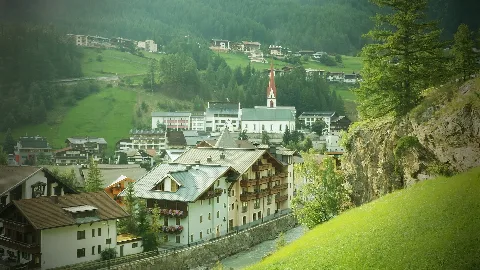 Sölden (15193850279)