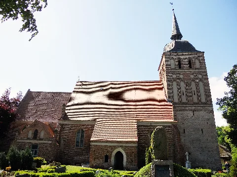 St. Katharinen Kirche Trent Außen 2