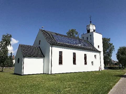 St. Petri (Mönkebude) Südostansicht