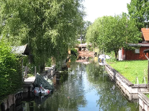 Sta Wassersportsiedlung 01