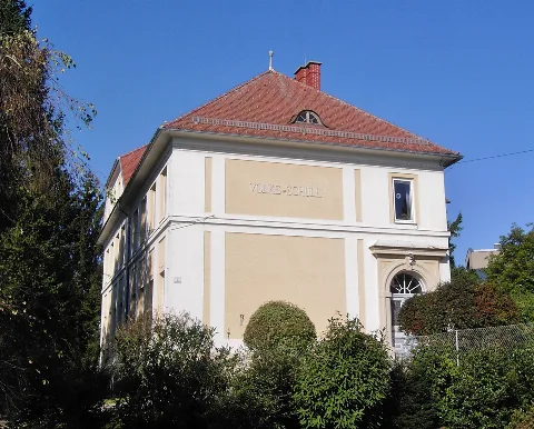 Steyr Safrangarten 2 (01)