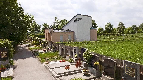 Süßenbrunner Friedhof 03