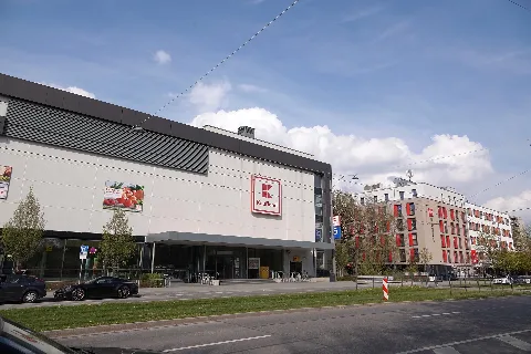 Supermarkt An Der Berg Am Laim Straße