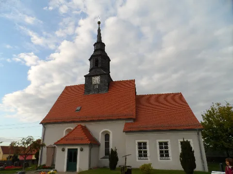 Tauscha (Mei) Dorfkirche