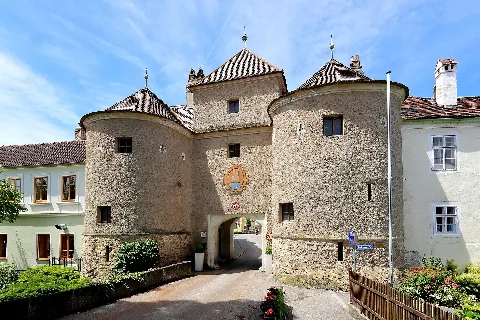 Traismauer Römertor (2)
