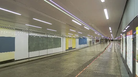 U1 Karlsplatz Kunst Installation 01