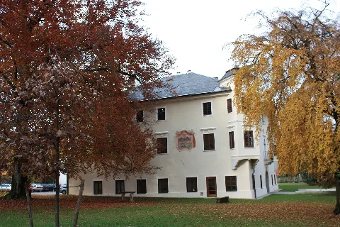 Villach, St Martin Dinzlschloss2