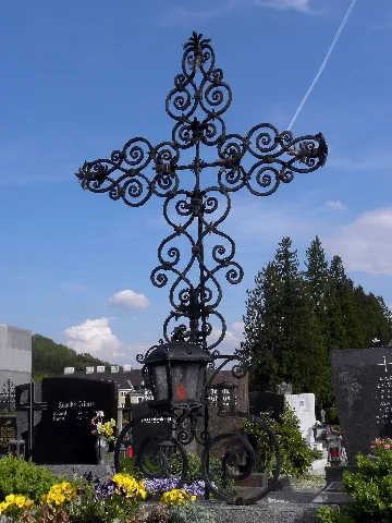 Waidhofen An Der Ybbs Friedhof Mit Geschmiedeten Kreuzen