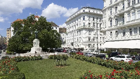 Wien 01 Dr. Karl Lueger Platz A
