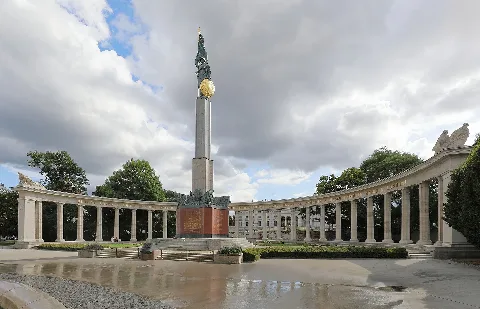 Wien Heldendenkmal Der Roten Armee