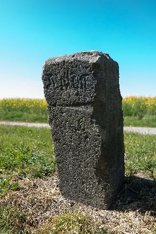 Wildenhain Wegweiserstein