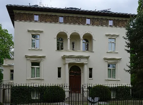 Winkler Straße 12 Berlin Grunewald