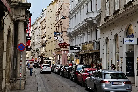 Wollzeile Wien 2022 08 08 01